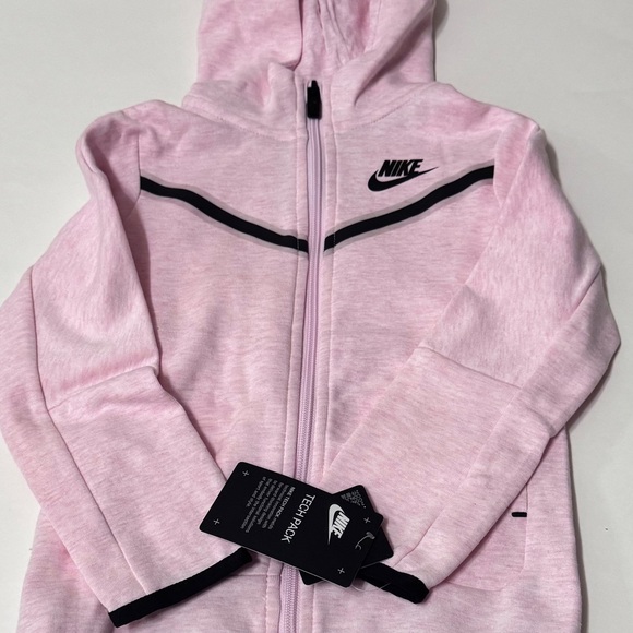 Nike Tech Fleece Set - Picture 2 of 6